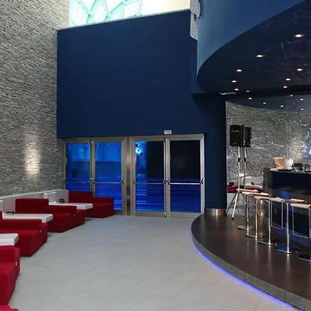 Attico Villaggio Olimpico 아파트 세스트리에